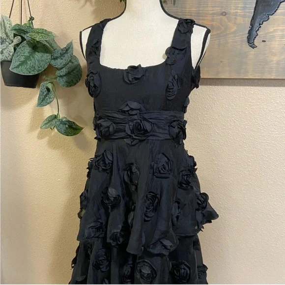 Exceptional Entrance Black Sleeveless Tiered Rosette Midi Dress - Picture 8 of 9